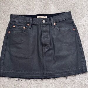 Levi’s Icon Skirt, Coated, Raw Hem